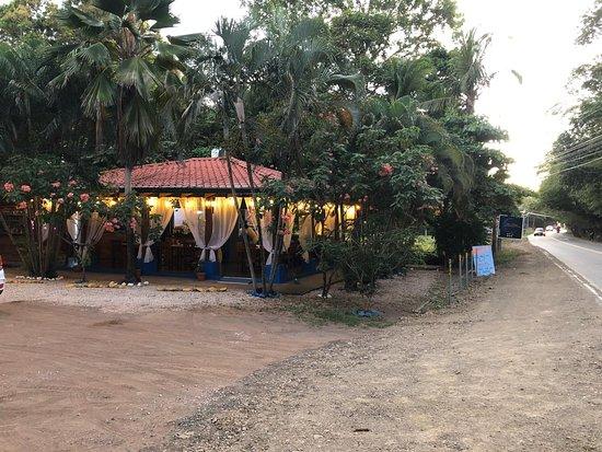 Blue Moon Restaurante Y Pizzeria